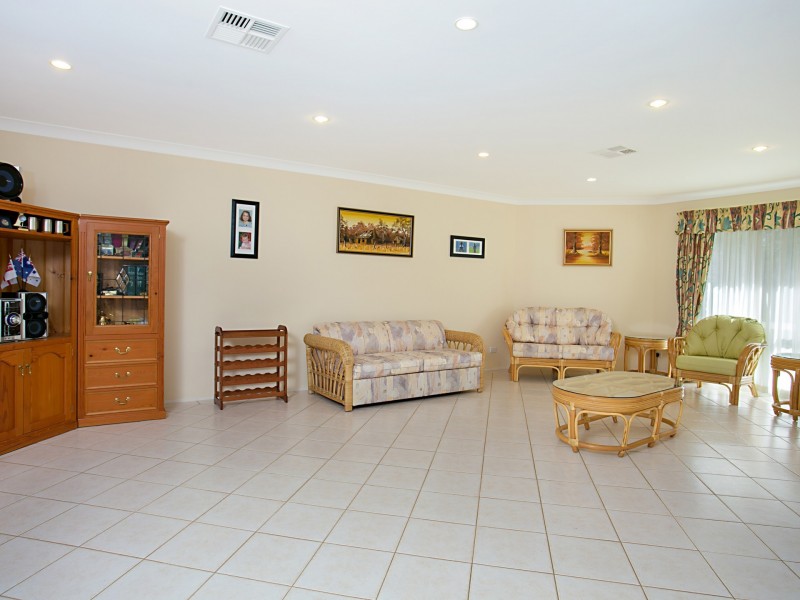 5 Billabong Avenue, Tea Gardens NSW 2324