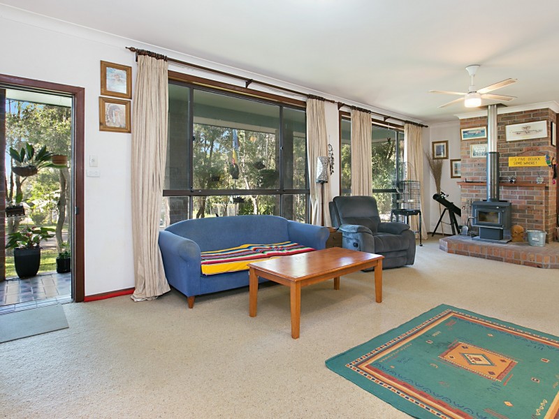 81 Cove Boulevard, North Arm Cove NSW 2324