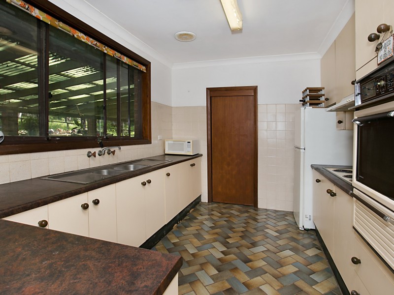 81 Cove Boulevard, North Arm Cove NSW 2324