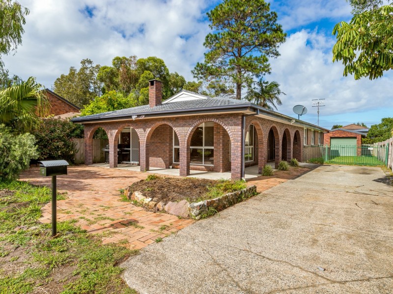 13 Karthena Crescent, Hawks Nest NSW 2324