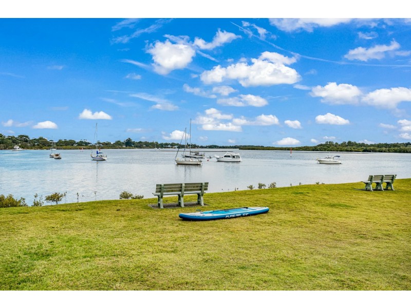 22 Moira Pde, Hawks Nest NSW 2324