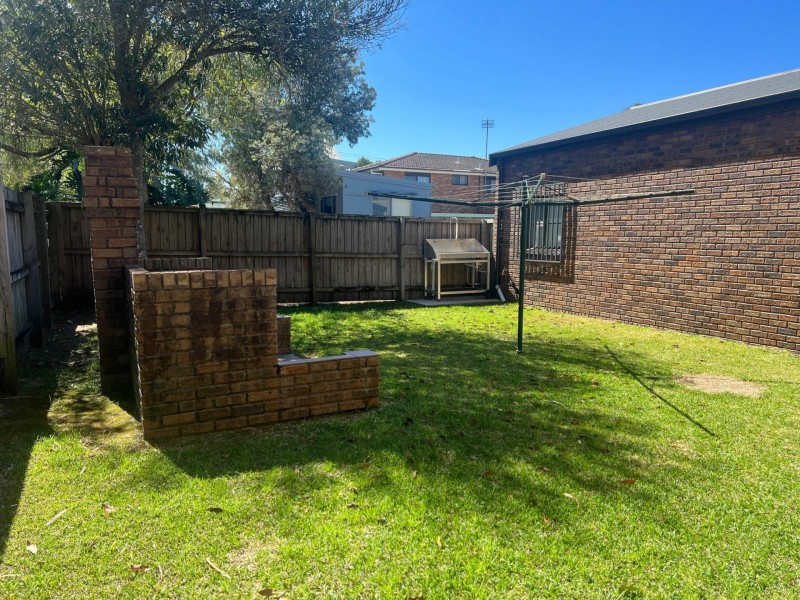 22 Moira Pde, Hawks Nest NSW 2324