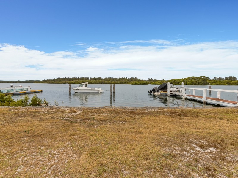 1/4 Jacob Street, Tea Gardens NSW 2324