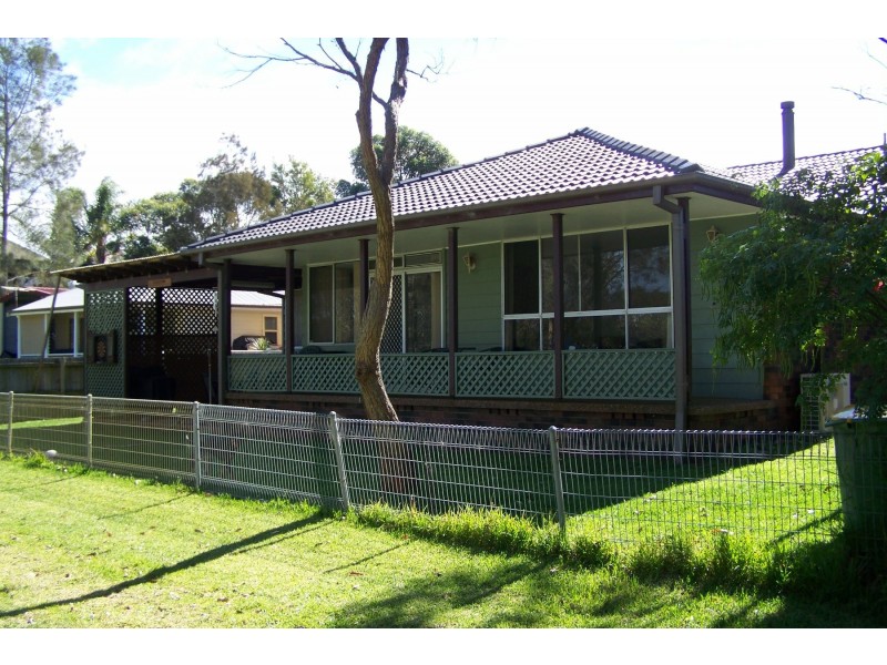 84 Bayview Road, Tea Gardens NSW 2324