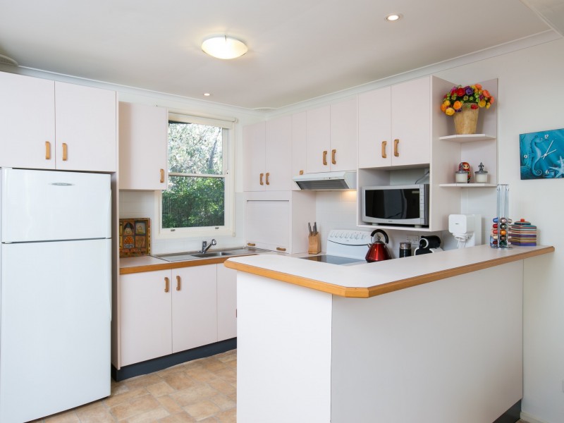 48 Mirreen Street, Hawks Nest NSW 2324