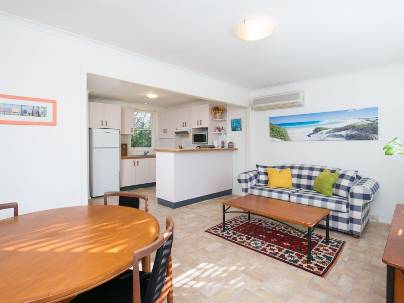 48 Mirreen Street, Hawks Nest NSW 2324