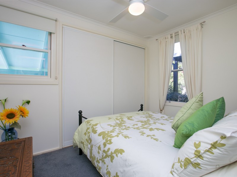 48 Mirreen Street, Hawks Nest NSW 2324