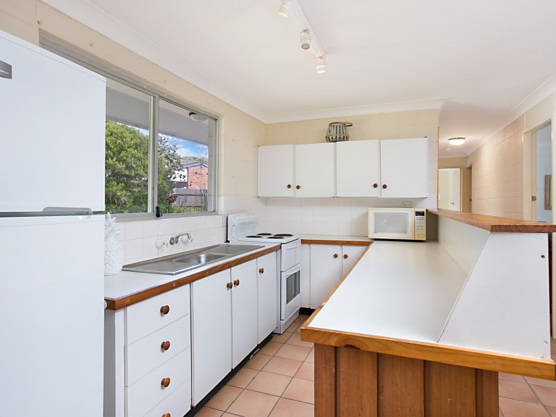 3 East Close, Hawks Nest NSW 2324