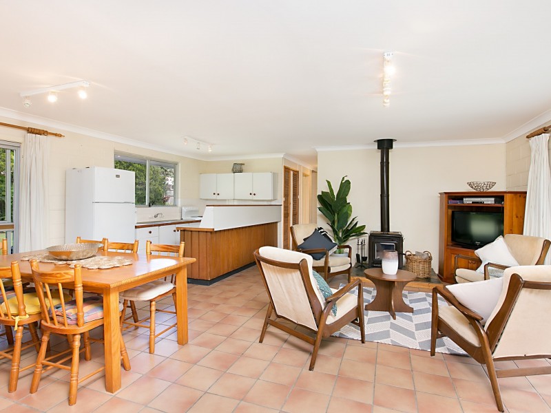 3 East Close, Hawks Nest NSW 2324