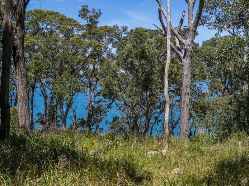 17 The Esplande, North Arm Cove NSW 2324