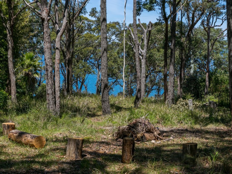 17 The Esplande, North Arm Cove NSW 2324