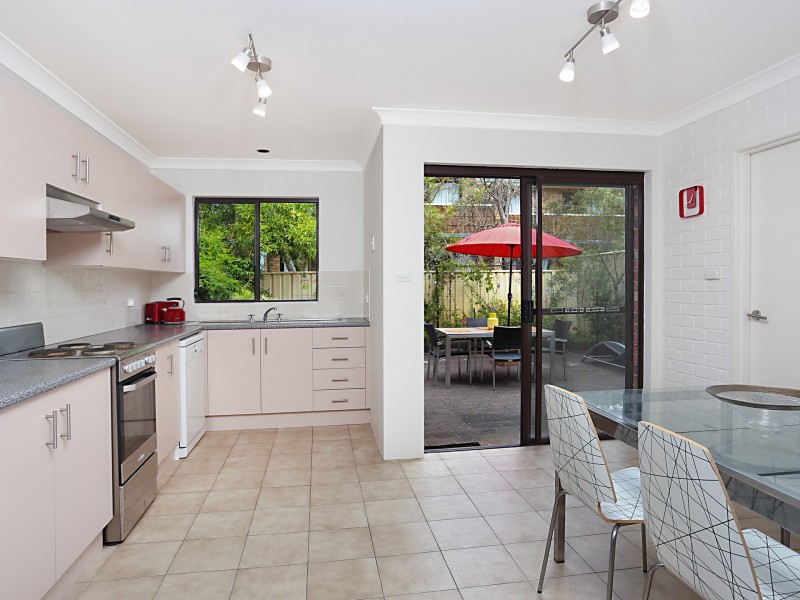 3/8 Bowral Street, Hawks Nest NSW 2324