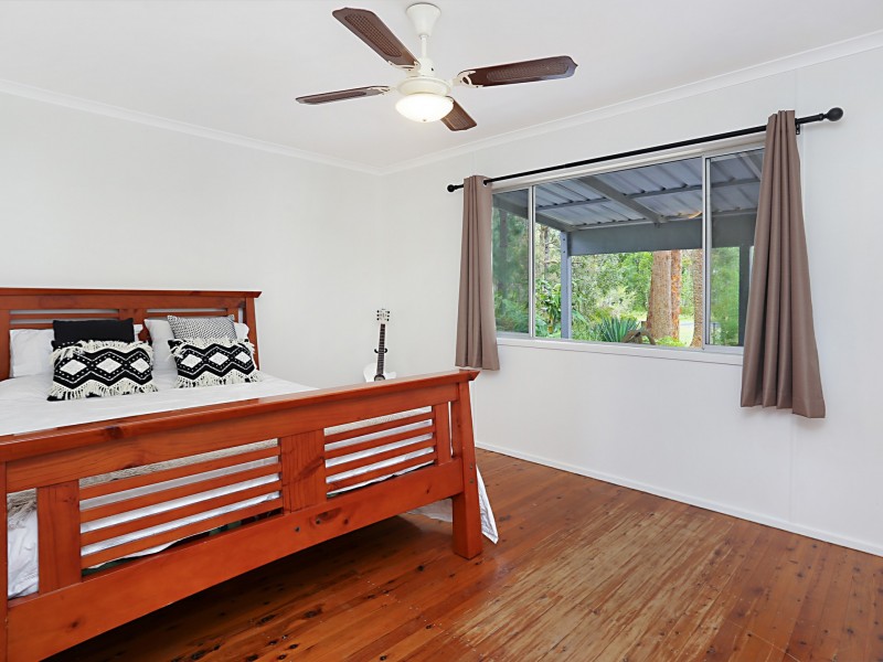 272 Warri Street, Pindimar NSW 2324