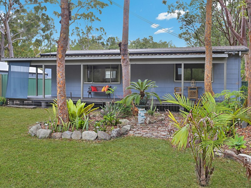 272 Warri Street, Pindimar NSW 2324