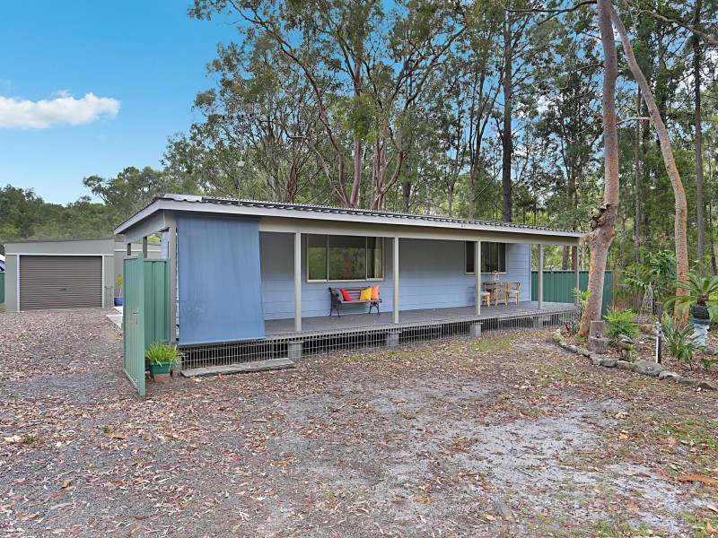 272 Warri Street, Pindimar NSW 2324