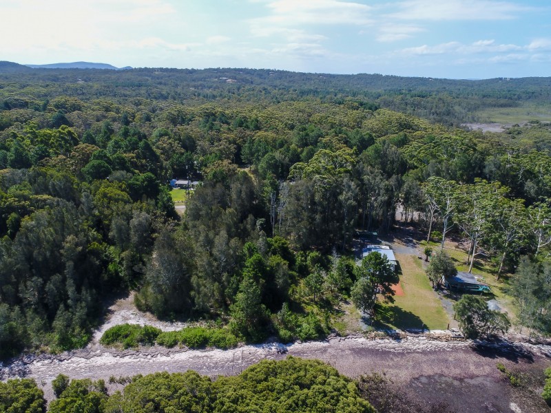 10 Curlew Avenue, Pindimar NSW 2324