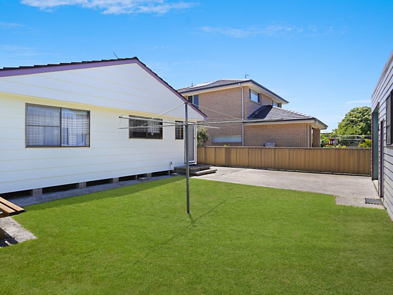 6 Motum Avenue, Tea Gardens NSW 2324