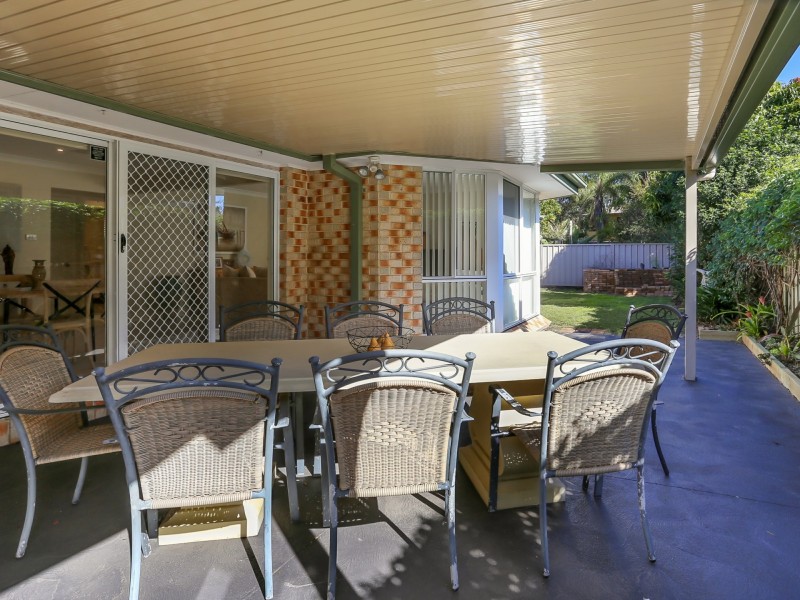 22 Genoa Grove, Tea Gardens NSW 2324