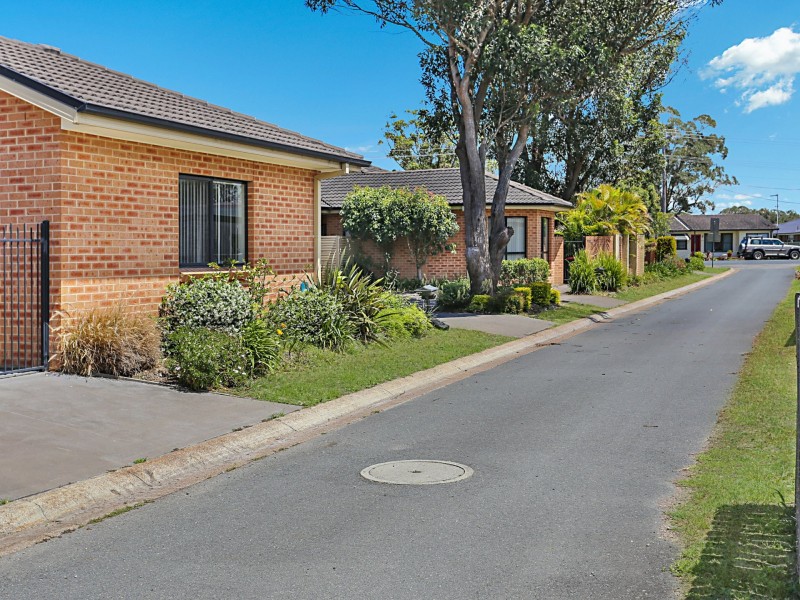 12 Motum Avenue, Tea Gardens NSW 2324