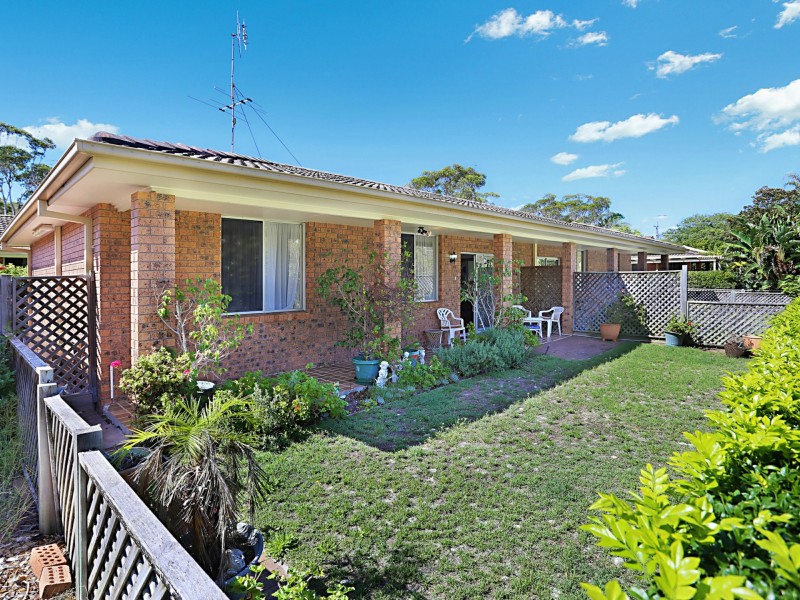 Villa 5/12 Patanga Street, Hawks Nest NSW 2324