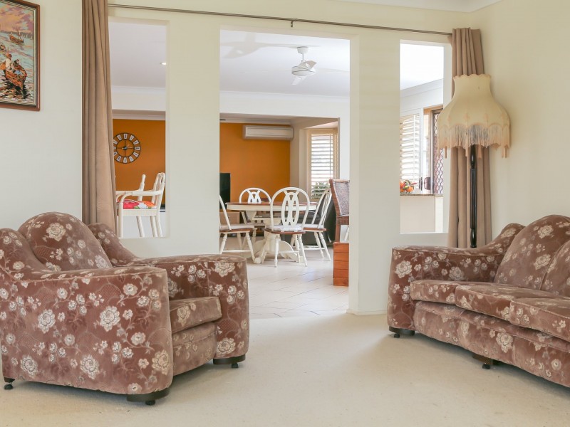 3 Sinclair Drive, Tea Gardens NSW 2324