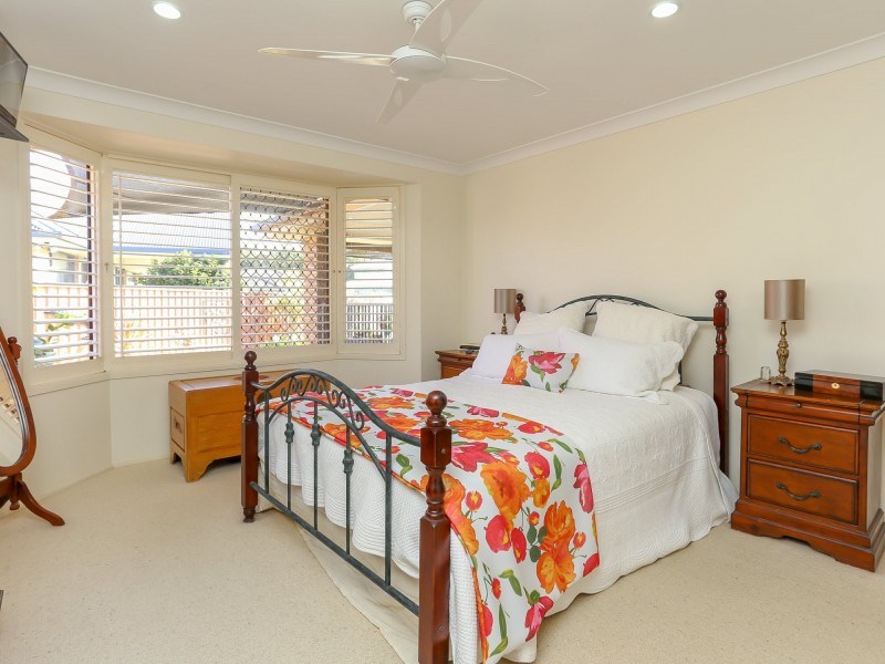 3 Sinclair Drive, Tea Gardens NSW 2324