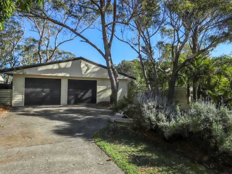 54 Yamba Street, Hawks Nest NSW 2324