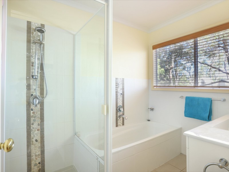54 Yamba Street, Hawks Nest NSW 2324