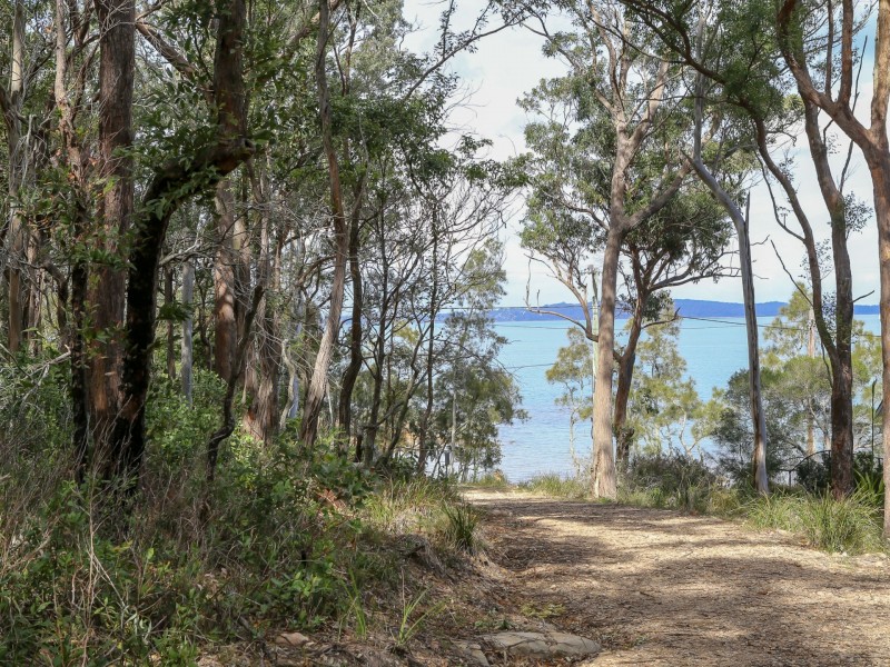 700 Point Circuit, North Arm Cove NSW 2324