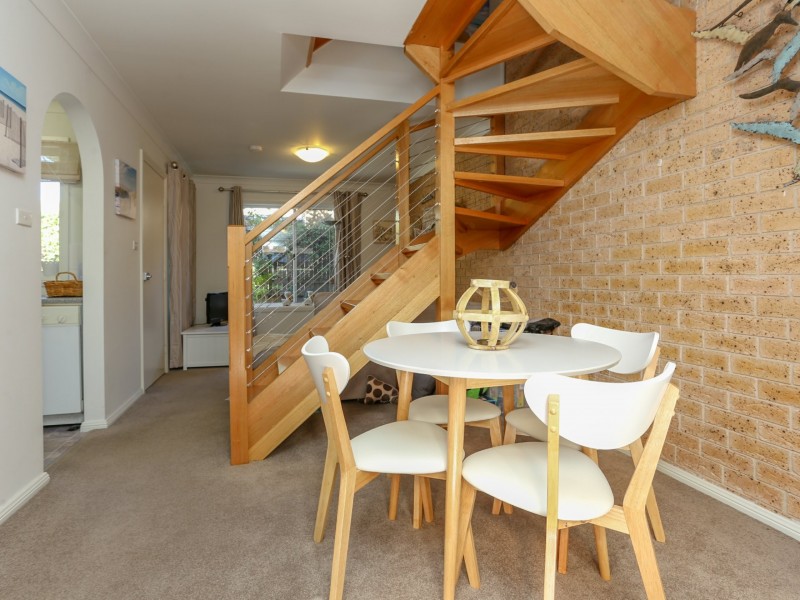 Unit 2/14 Russell Street, Hawks Nest NSW 2324