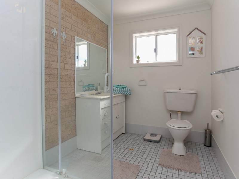 Unit 2/14 Russell Street, Hawks Nest NSW 2324