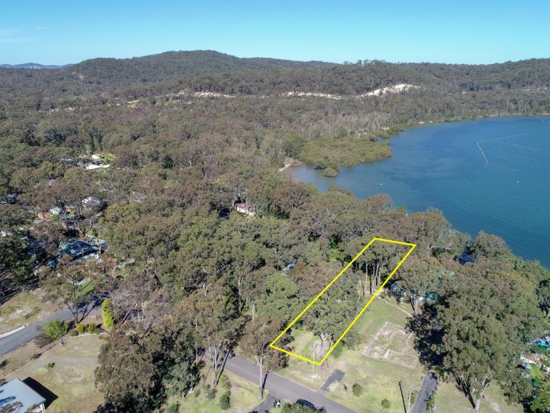 7 The Point, Bundabah NSW 2324 LJ Hooker Tea Gardens/Hawks Nest For