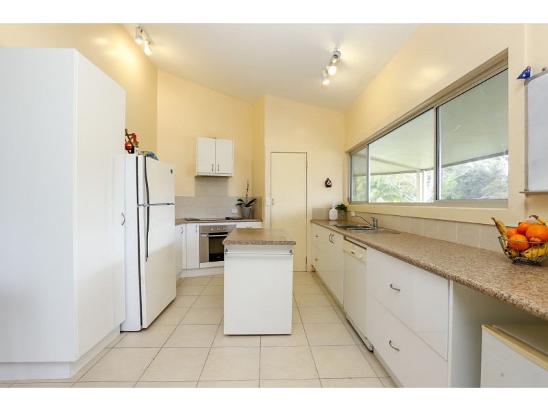 53 Cunningham Street, Pindimar NSW 2324