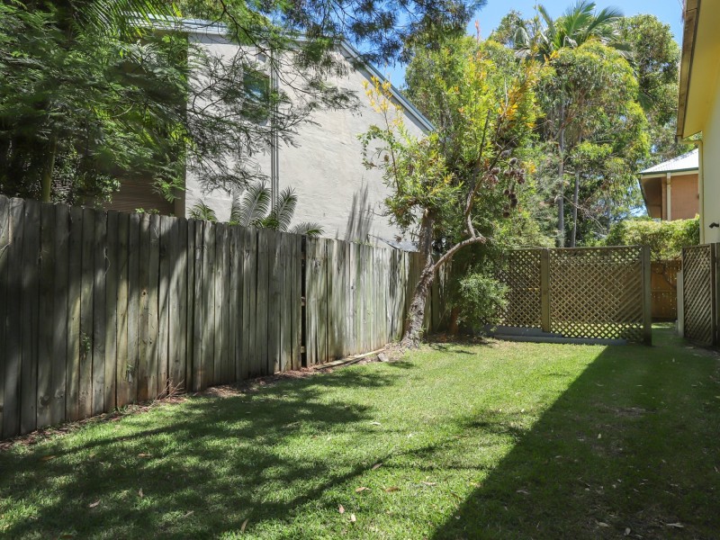 Villa 1/4 Kikarra Crescent, Hawks Nest NSW 2324