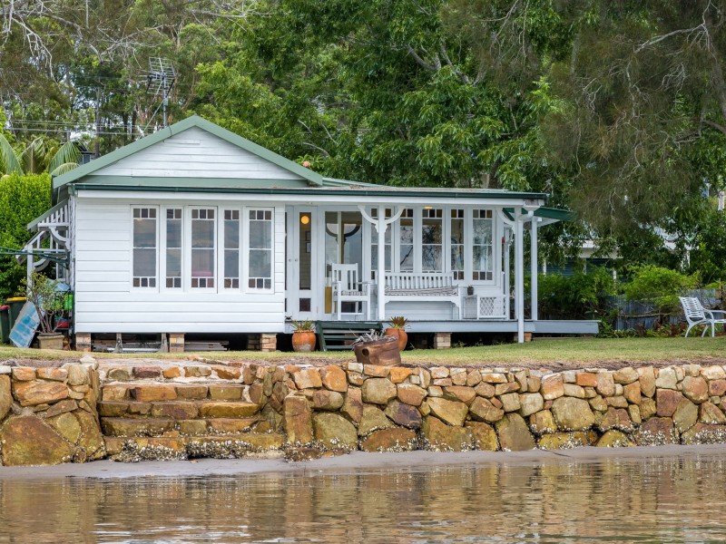 30 Cove Boulevard, North Arm Cove NSW 2324