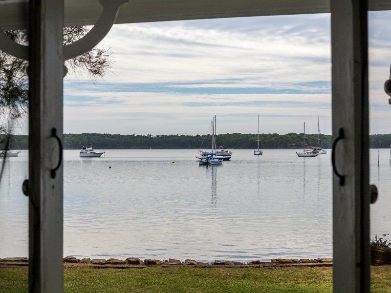 30 Cove Boulevard, North Arm Cove NSW 2324