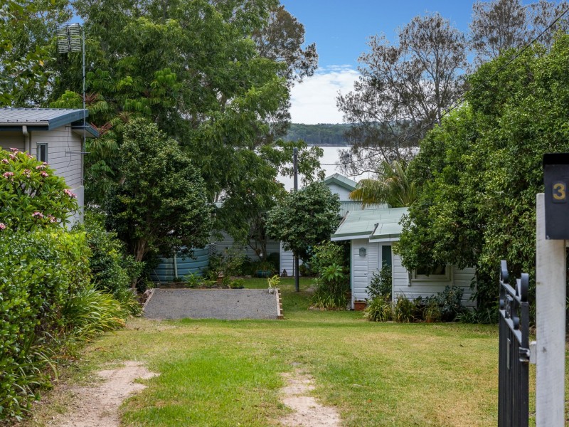 30 Cove Boulevard, North Arm Cove NSW 2324