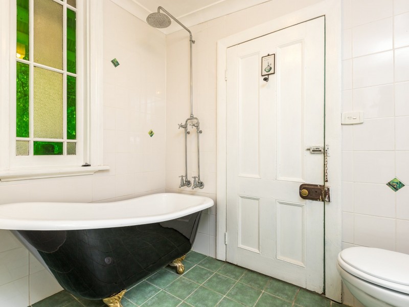 30 Cove Boulevard, North Arm Cove NSW 2324