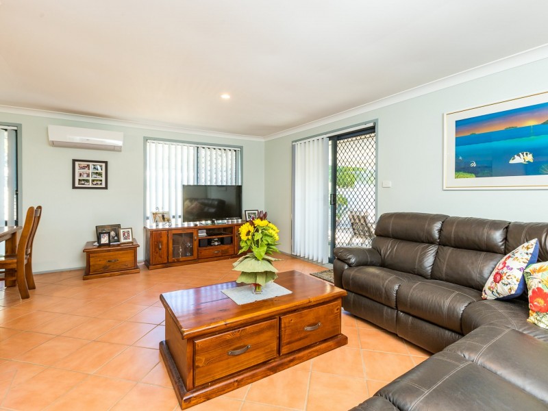 4 Budgeree Street, Tea Gardens NSW 2324