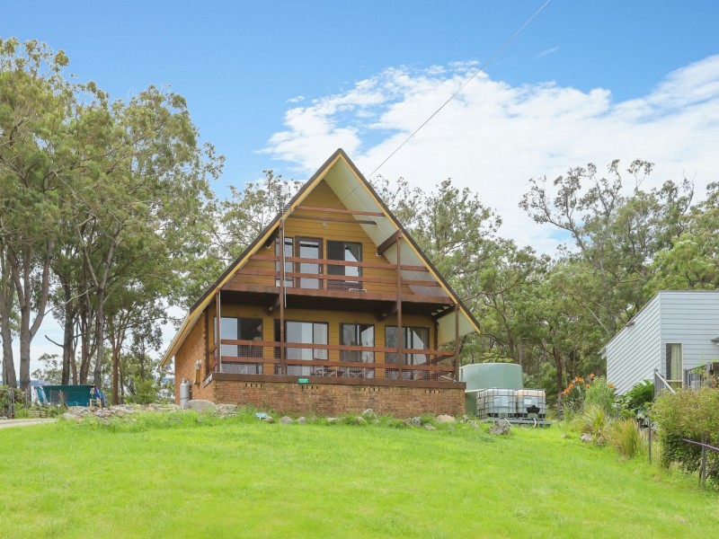 3 The Esplanade, North Arm Cove NSW 2324