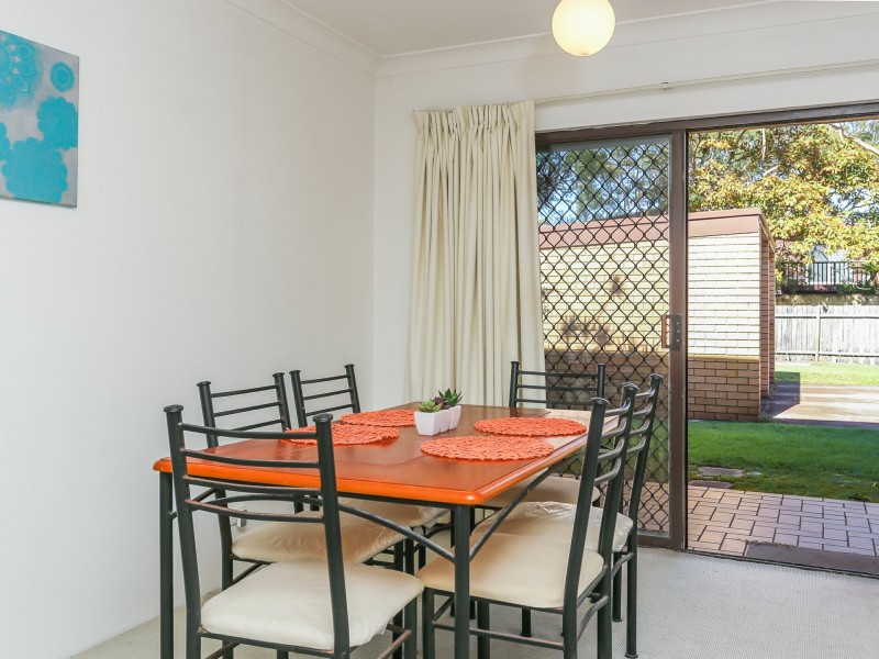 2/70 Mirreen Street, Tea Gardens NSW 2324