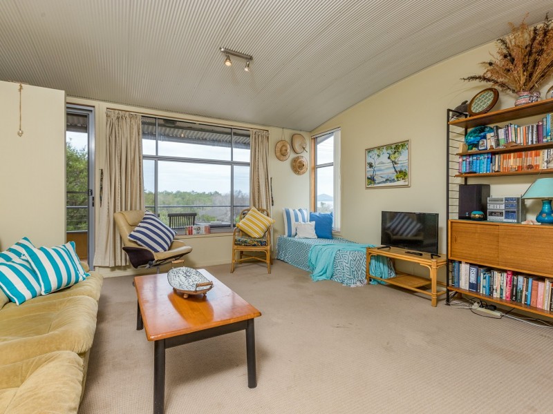 21 The Boulevarde, Hawks Nest NSW 2324