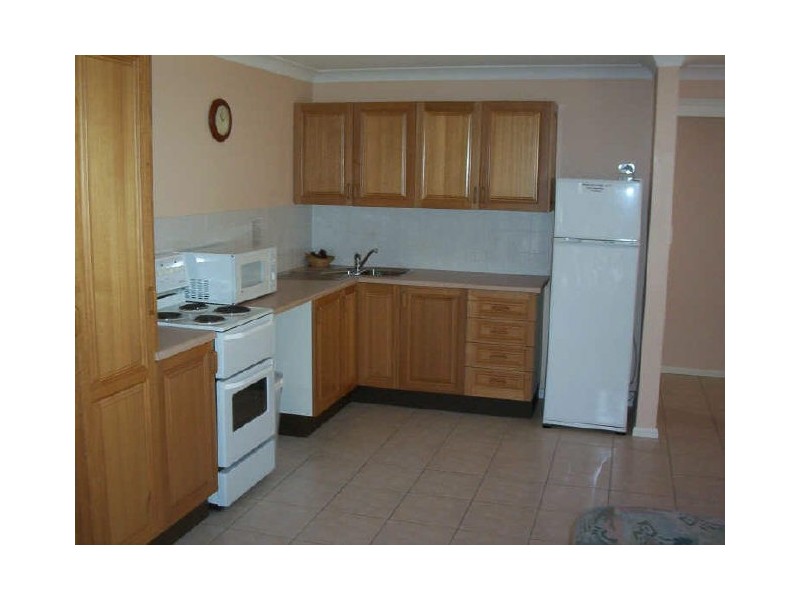 6 TULOA AVENUE, Hawks Nest NSW 2324