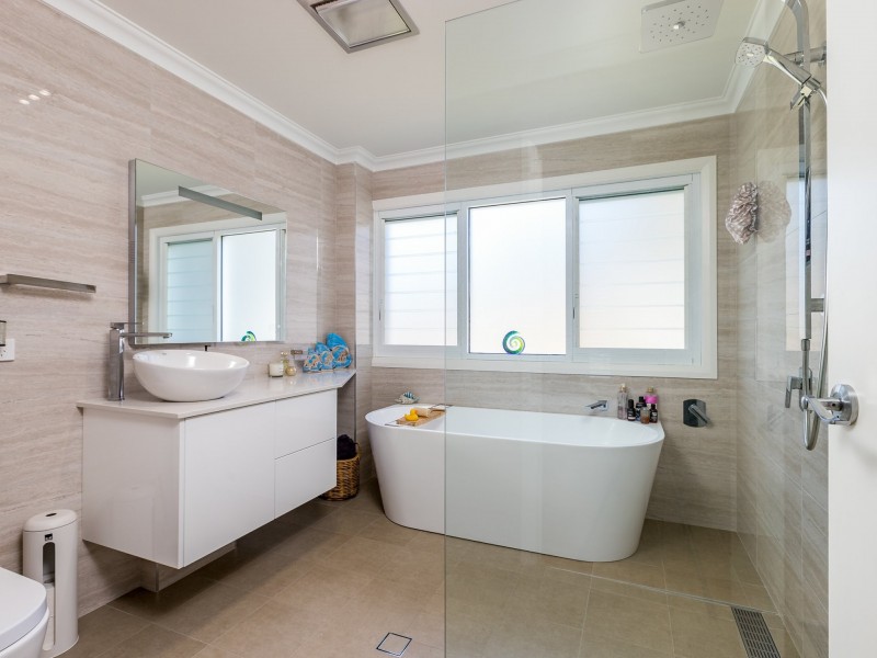 30 Muneela Avenue, Hawks Nest NSW 2324