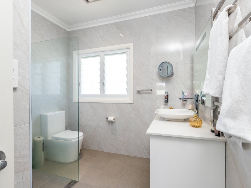 30 Muneela Avenue, Hawks Nest NSW 2324