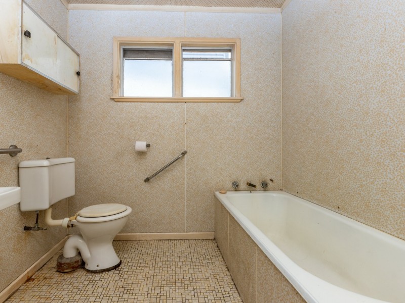 58 Mirreen Street, Hawks Nest NSW 2324