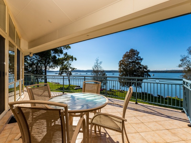60 Cove Boulevard, North Arm Cove NSW 2324