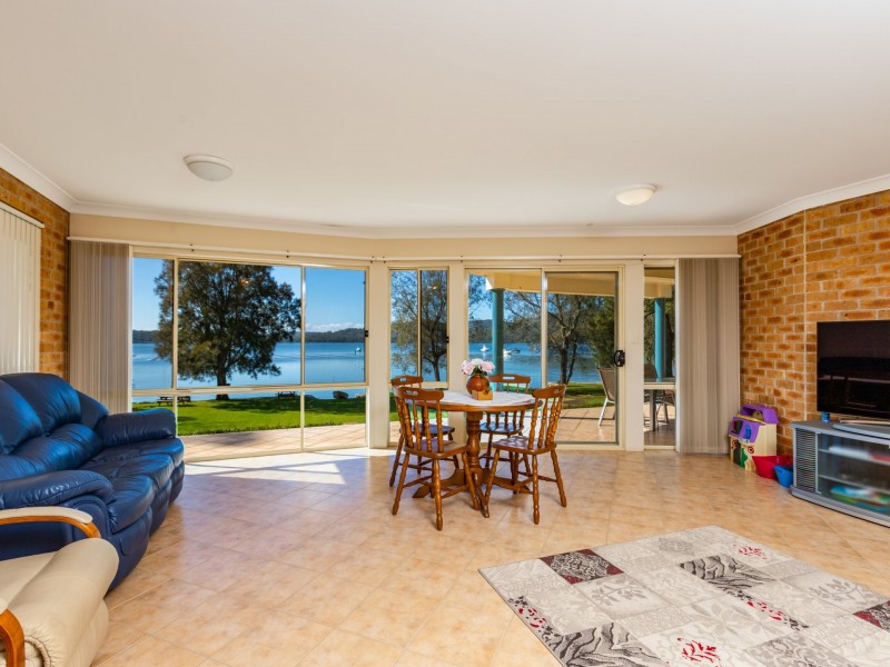 60 Cove Boulevard, North Arm Cove NSW 2324