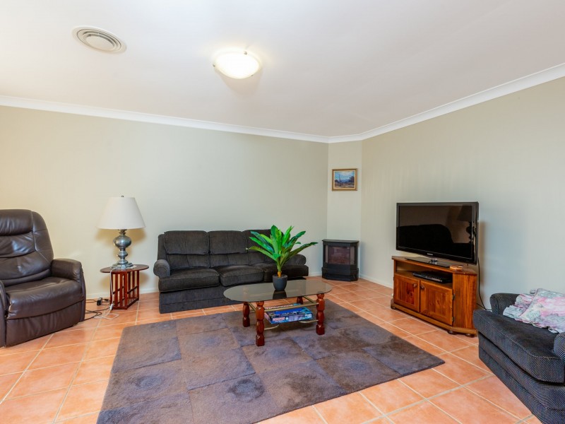 7 Spinifex Avenue, Tea Gardens NSW 2324