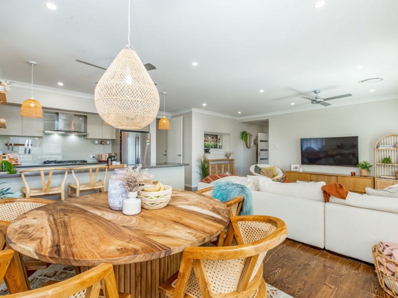 5 Spinifex Avenue, Tea Gardens NSW 2324